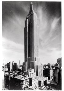 Het Empire State Building, c. 1931 door American Photographer